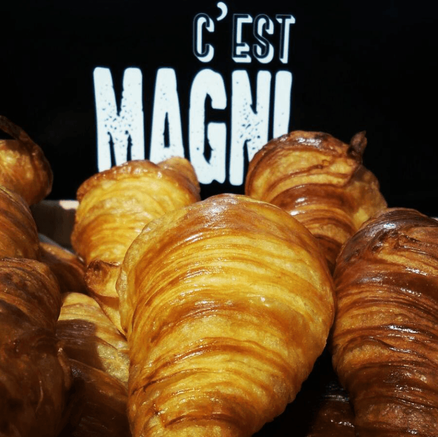 La estrella de nuestra casa: croissants horneados con la receta original.